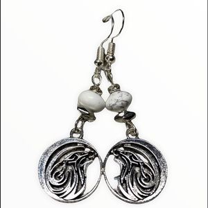 🐺howling Wolf earrings with white howlite turquoise